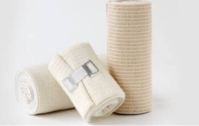 Elastik Bandaj 15 cm x 1,5 m Esnek Sargı Bezi