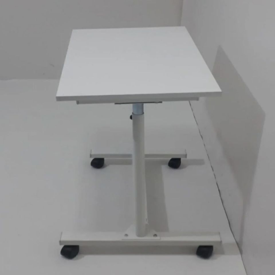 Hasta Yemek Masası Boyu Ayarlanabilir